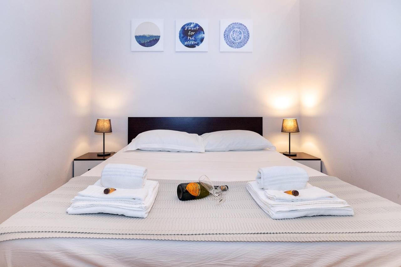 Stesicoro Exclusive Rooms CTA Exterior photo